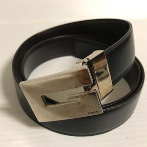 Gucci leather Belt fit Men size 26 to 34